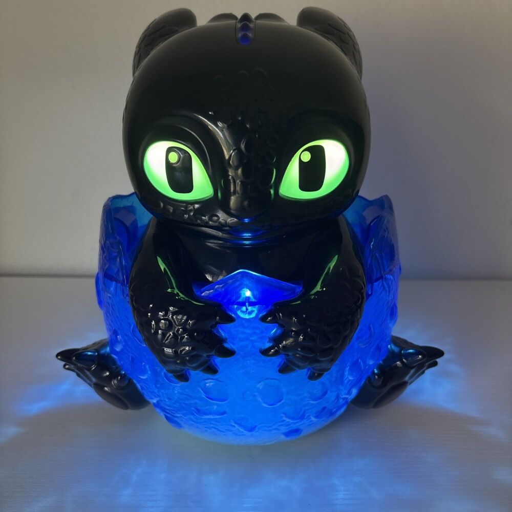 How to Train Your Dragon: Toothless Egg-shaped Glowing Popcorn Storage Bucket